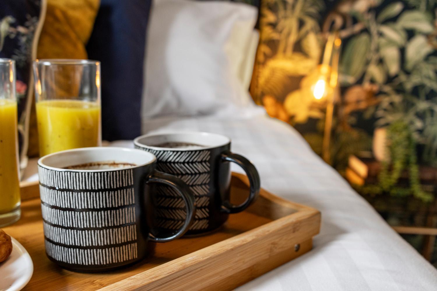 Stylish 2 Bed Near Beach, Parking, Wifi, Netflix
