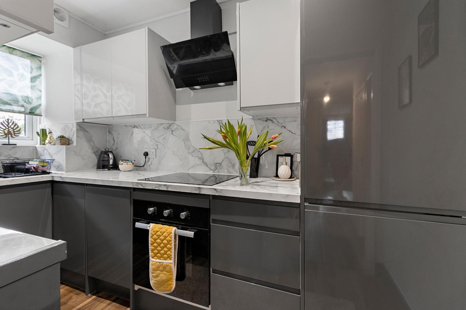 Stylish 2 Bed Near Beach, Parking, Wifi, Netflix * Teignmouth